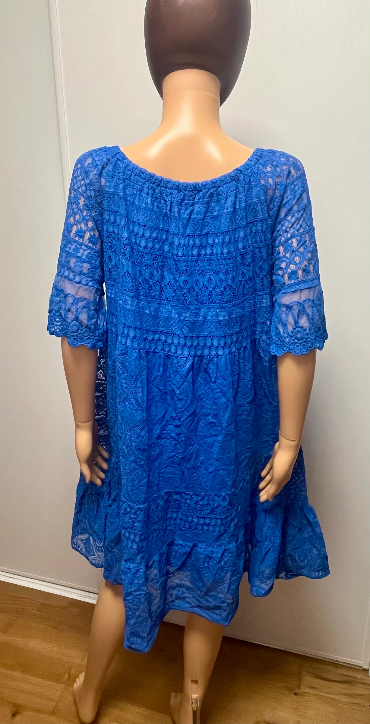 Vestido de encaje hecho en Italia – photo 8
